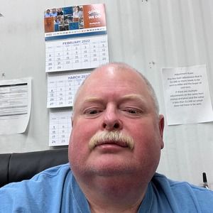 Meet your Posher, Bruce